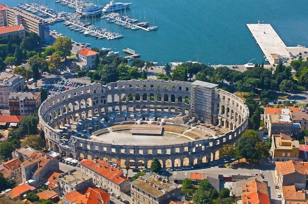 Apartman Sea View Pula Hırvatistan